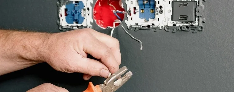 ETTR FINAL760x300 how to become an electrician in nsw 760 x 300 ksenia chernaya blog pic